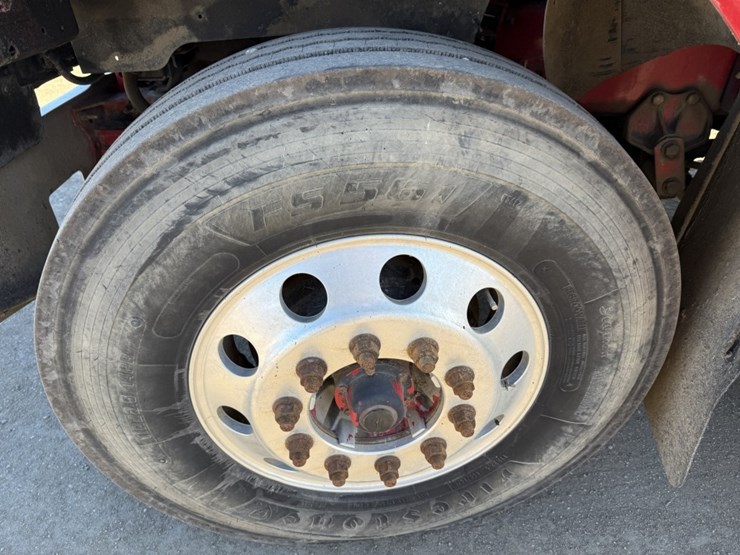 #1952-•-2008-international-eagle-day-cab-truck-tractor-image-82