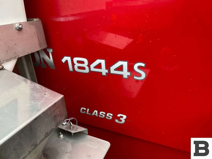 massey-ferguson-1844s-image-26