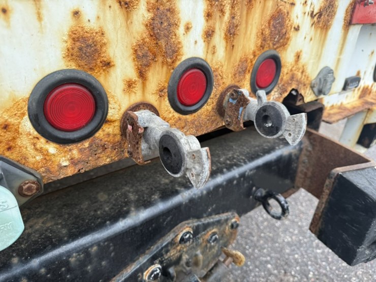 2013-international-4300-sba-image-36