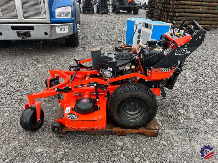 2023-bad-boy-603cc-/-48”-stand-up-lawn-mower-image-2