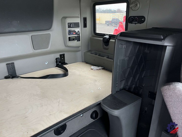 2019-international-lt-image-47