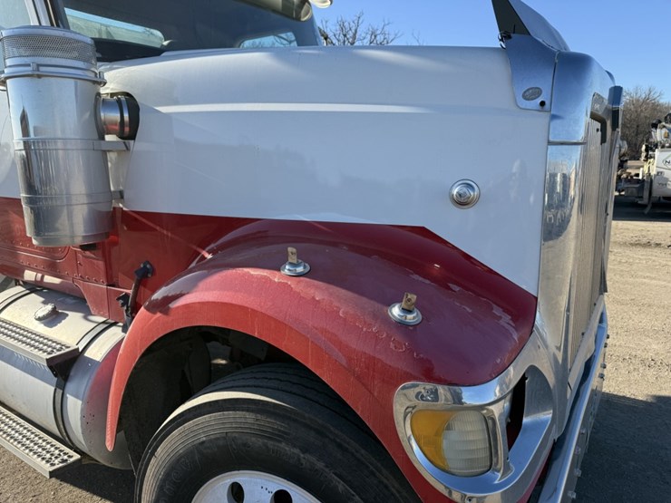 #1952-•-2008-international-eagle-day-cab-truck-tractor-image-26
