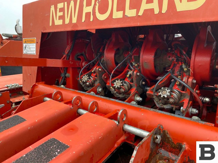 2002-new-holland-bb900-image-33