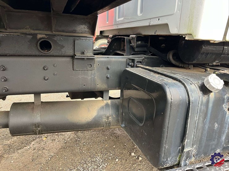 2000-sterling-l7500-image-29