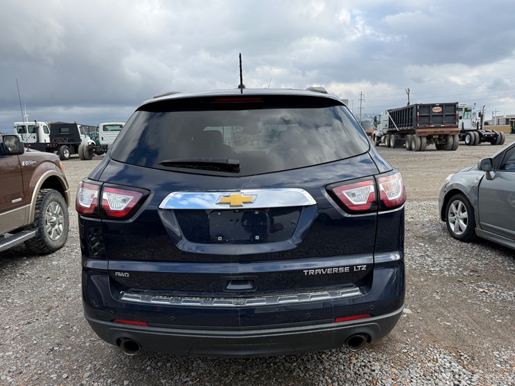 2015-chevrolet-traverse-image-9