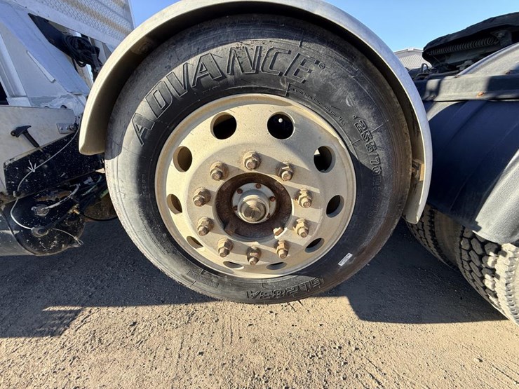 #1972-•-2008-international-eagle-day-cab-truck-tractor-image-51