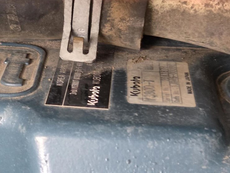 2013-bobcat-t770-image-31