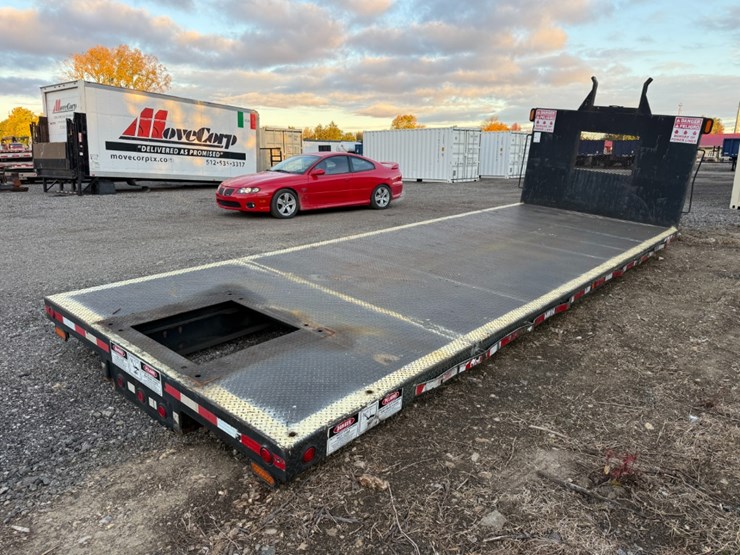 98"x24'steel-flatbed-w/-headache-rack-image-3