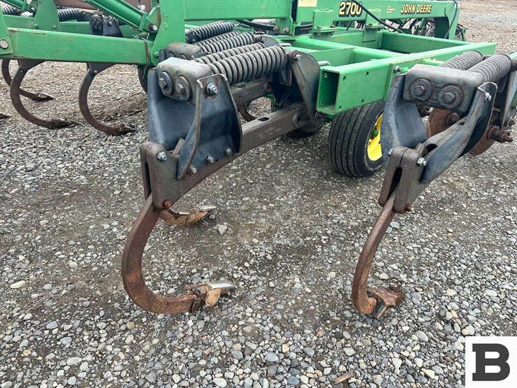 john-deere-2700-image-27