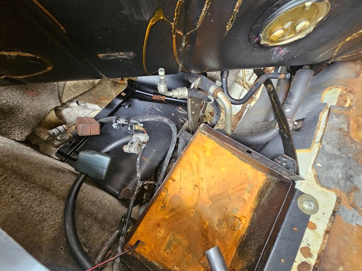 #21242-•-1990-jaguar-xjs-passenger-car-image-49