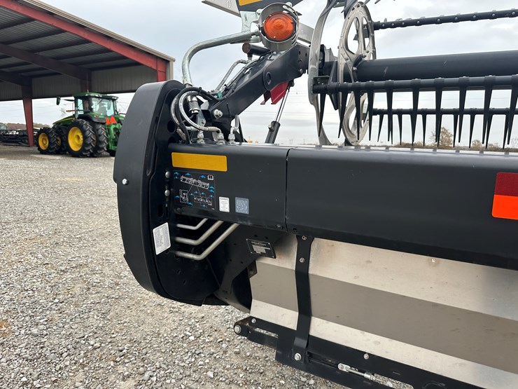 2022-mac-don-fd240-image-33