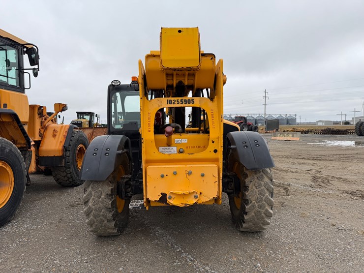 2018-jcb-509-42-image-5