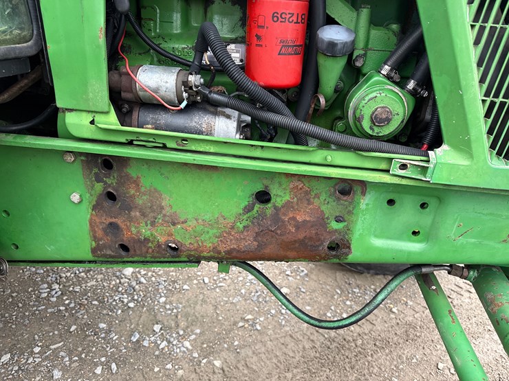john-deere-6400-image-26