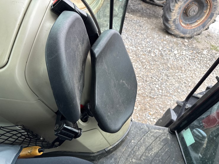 massey-ferguson-4709-image-36