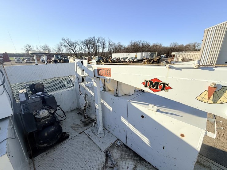 2000-ford-f650-sd-image-21