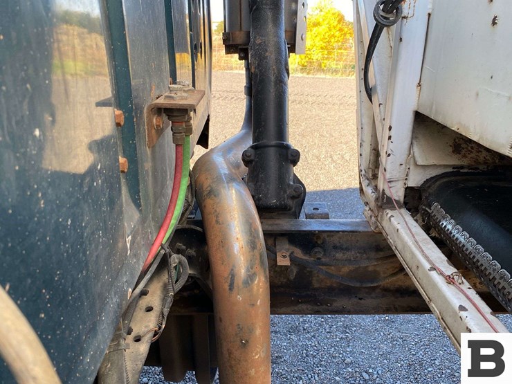 1995-ford-l9000-image-15