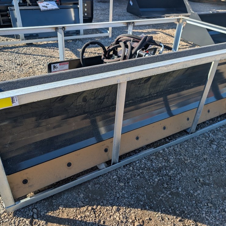 Wolverine Skid Steer 6-Way Dozer Blade 84"