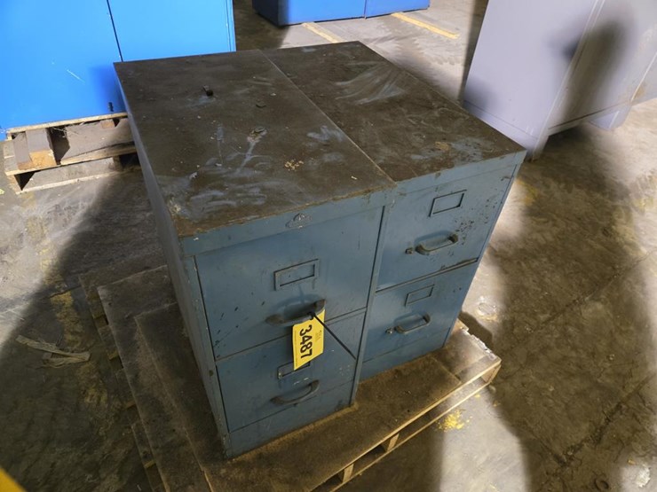 #3487-•-(2)-approx.-15"x30"x29"-filing-cabinets-image-2