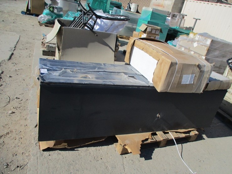 lot-of-(2)-wood-cabinets-image-1