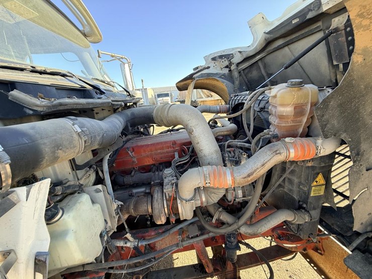 #1972-•-2008-international-eagle-day-cab-truck-tractor-image-41