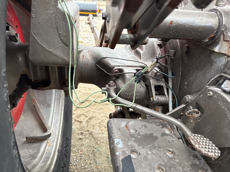 #49-•-massey-ferguson-175-tractor-9aii3055-inv#34005-image-38