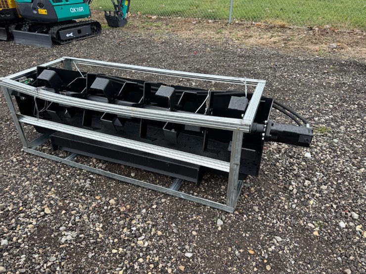 pabreak-72"-skid-steer-tiller-image-1