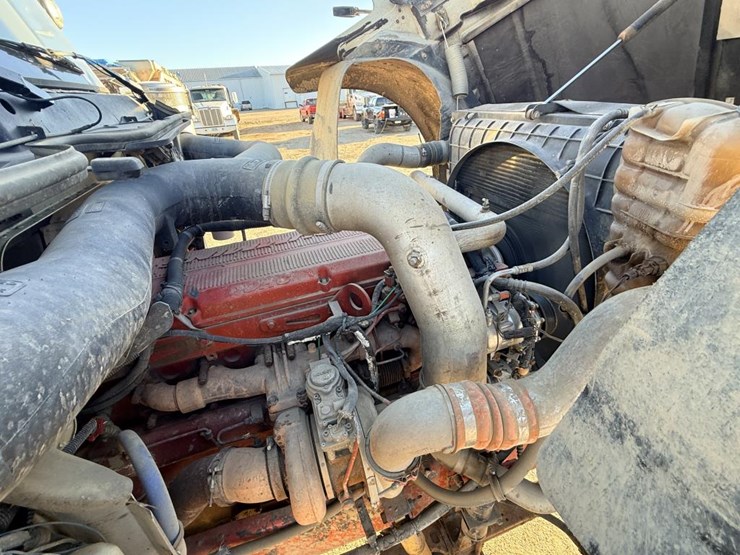 #1980-•-2008-international-eagle-day-cab-truck-tractor-image-40