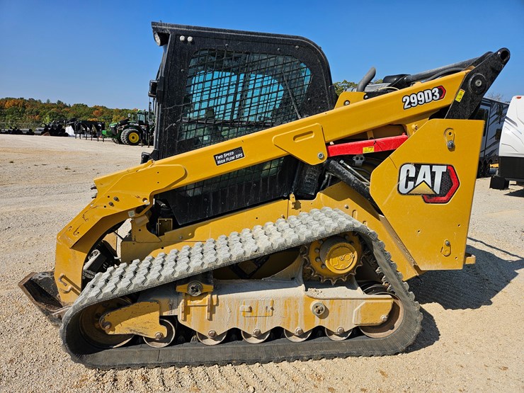 2023-caterpillar-299d3-image-5
