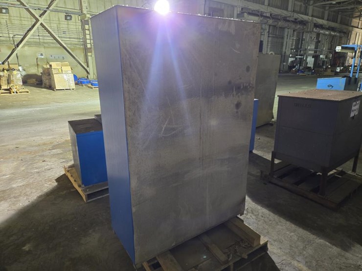 #3486-•-approx.-48"x21"x72"-cabinet-image-3