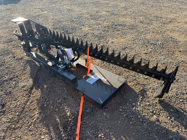 wolverine-skid-steer-72"-sickle-bar-mower-image-2