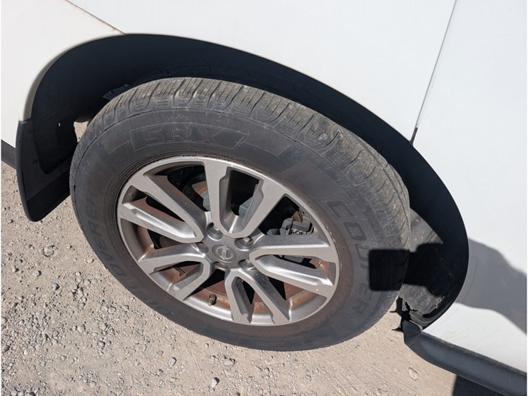 2014-nissan-pathfinder-image-5