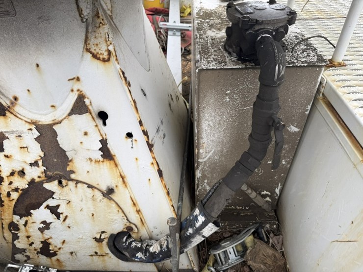 #2000-•-2014-freightliner-altec-digger-derrick-image-70