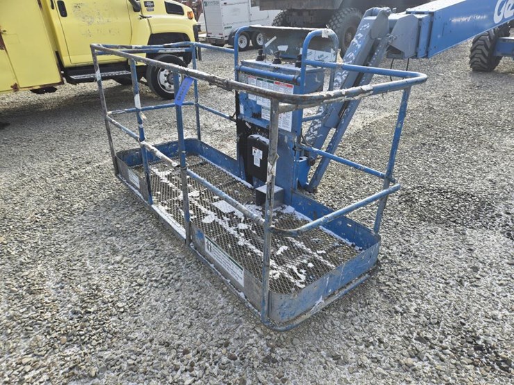 2007-genie-s85-image-9