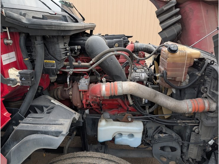 2019-international-lt-image-15