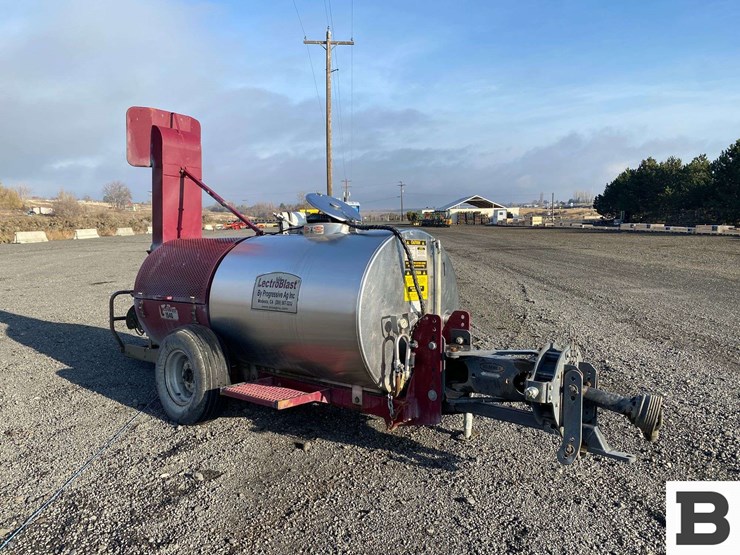 lectroblast-pull-type-orchard-sprayer-image-7