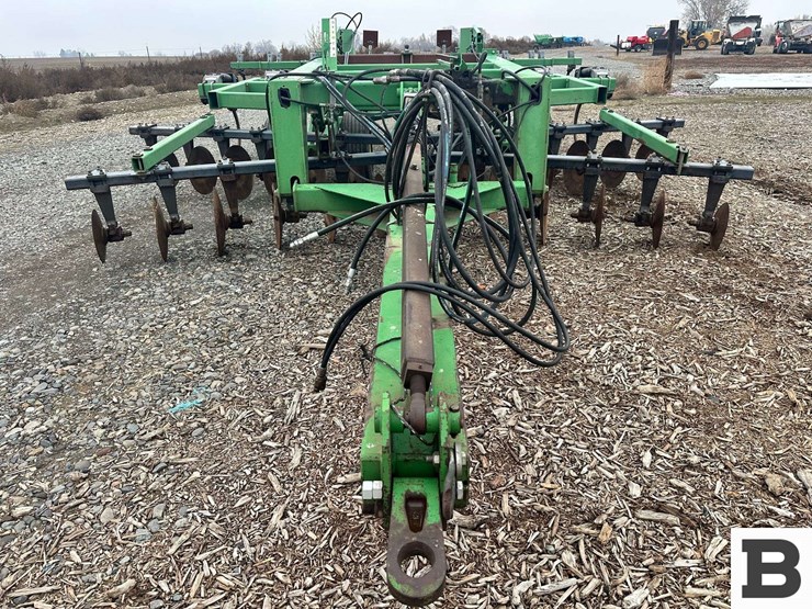 john-deere-2700-image-8