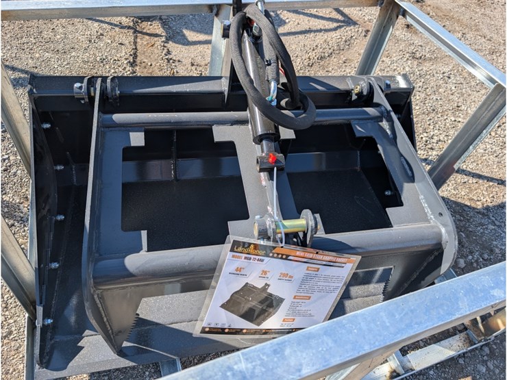 landhonor-mini-skid-steer-grapple-bucket-44"-image-3