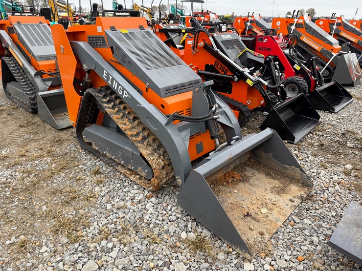 #101-•-2024-erie-industry-scl850-stand-on-skid-steer-loader-scl850562a1408-inv#33621-image-2