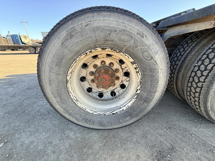 #1972-•-2008-international-eagle-day-cab-truck-tractor-image-57