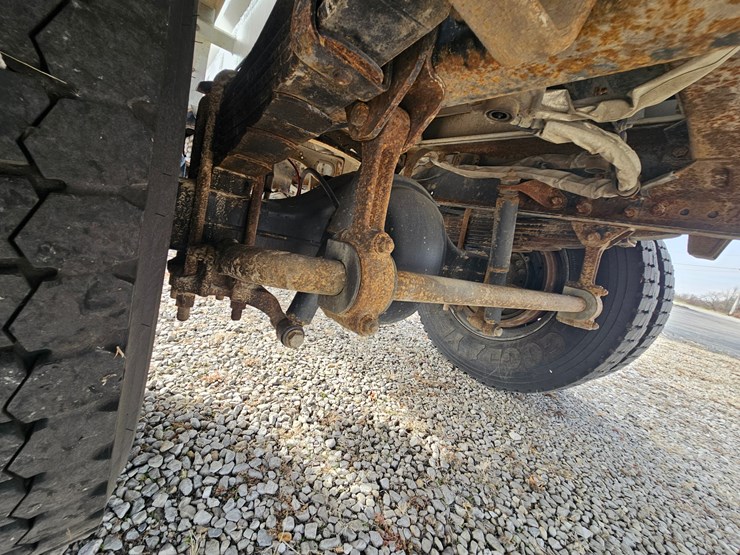 2016-freightliner-s2g-image-74