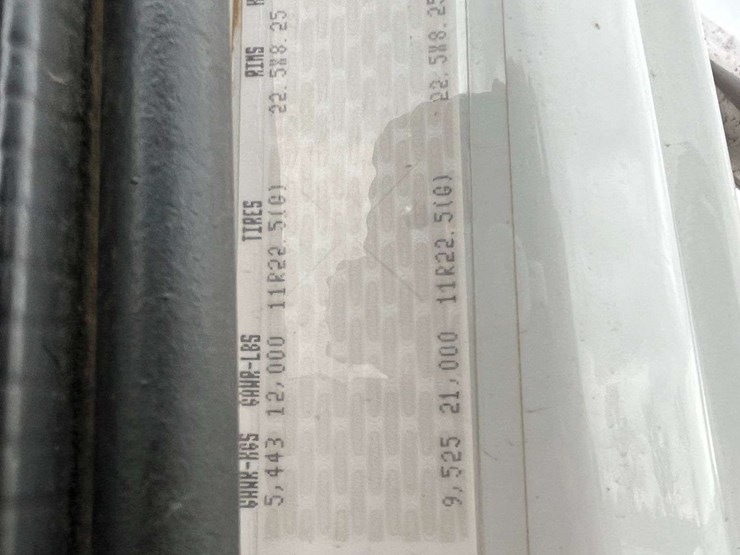 2013-freightliner-m2-s/a-cab-&-chassis-image-65