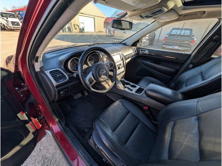 2013-jeep-grand-cherokee-image-14