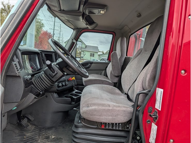 2019-international-lt-image-20