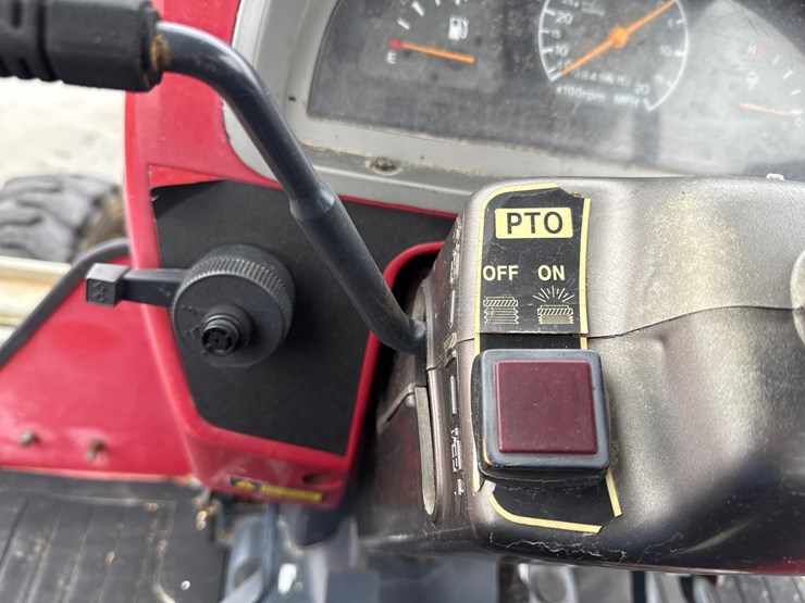 mahindra-2810-image-38