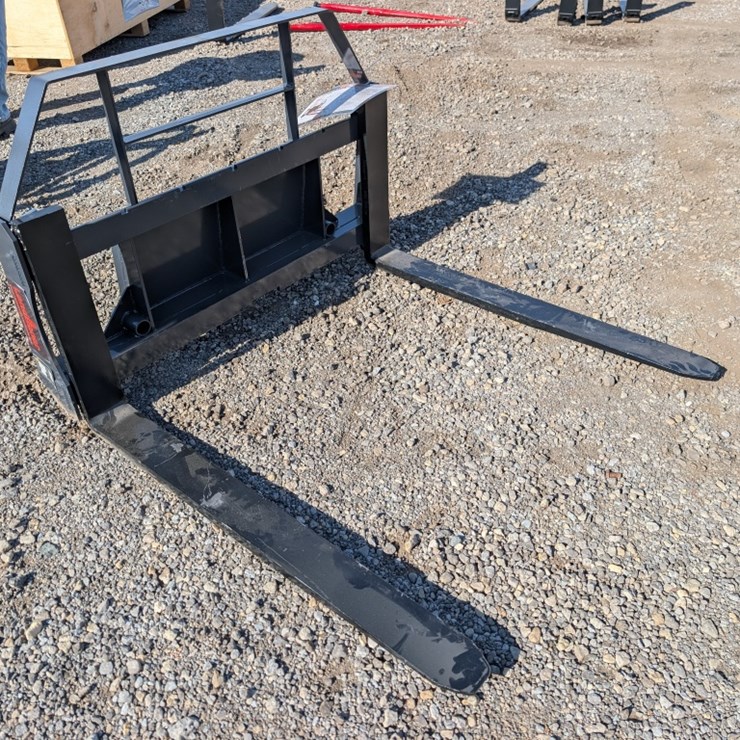 Landhonor Mini Skid Steer 42" Forks