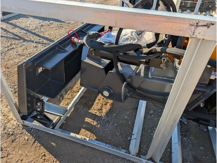 wolverine-skid-steer-stump-grinder-image-3