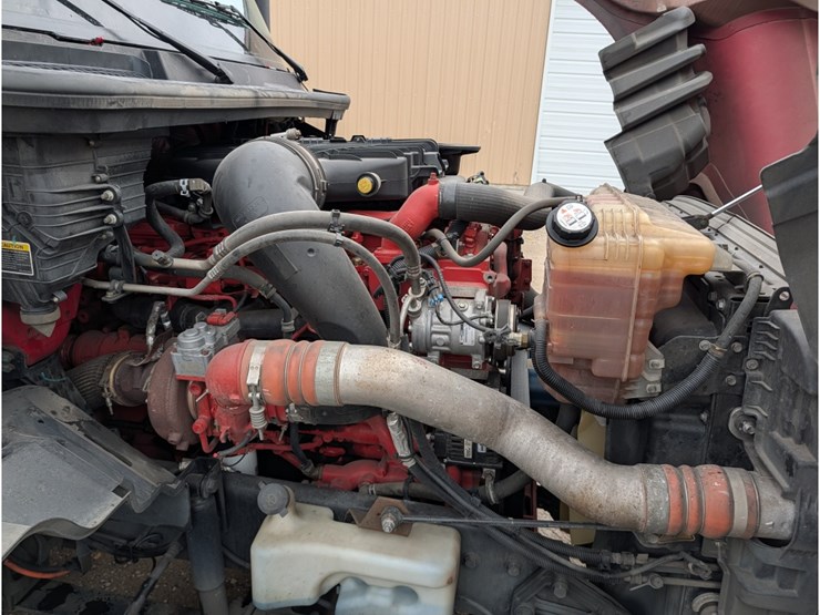 2019-international-lt-image-15