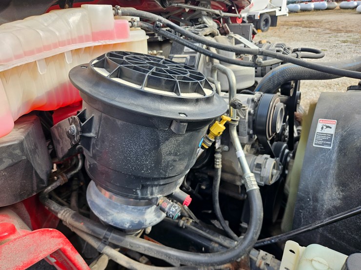 2018-freightliner-s2g-image-40