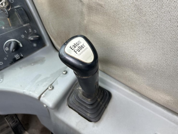 2005-gradall-xl4100-ii-image-61