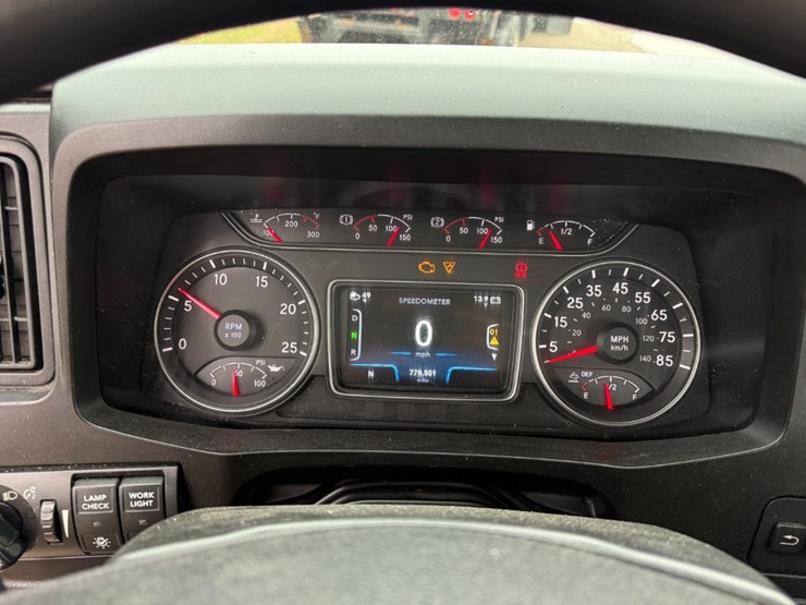 2019-international-lt-image-20